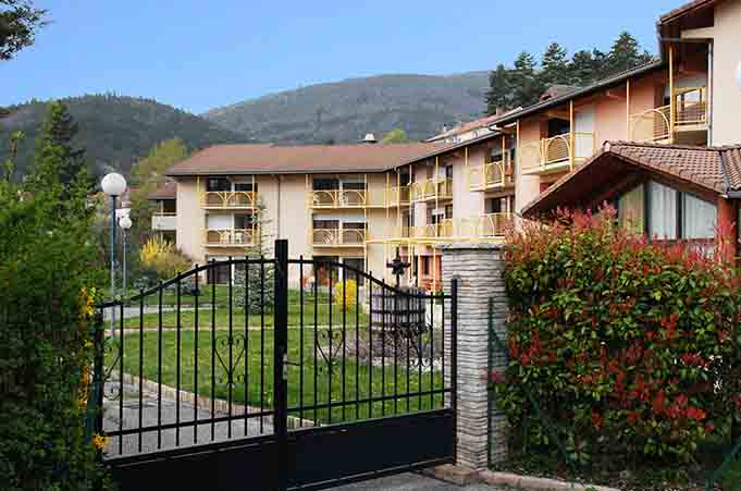 Ehpad Domidep Le Val De Serres