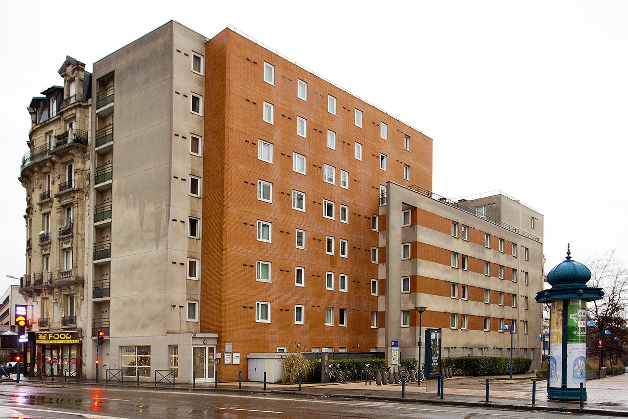 Résidence Etudiants Les Estudines Pantin Église Pommiers