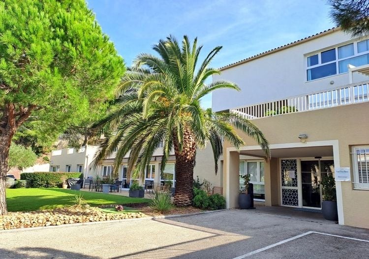 Ehpad Clariane (Korian) Les Pins Bleus